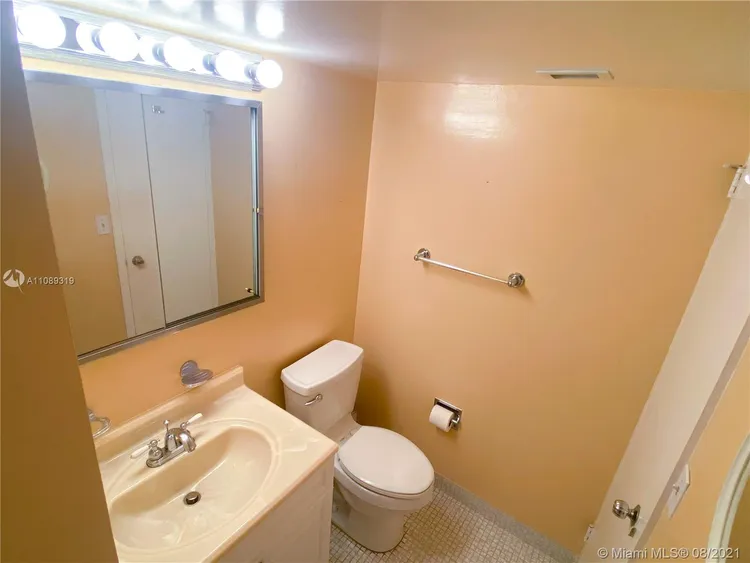 Parker Plaza Estates #903 image #14