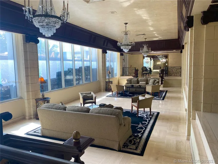 Parker Plaza Estates #903 image #22