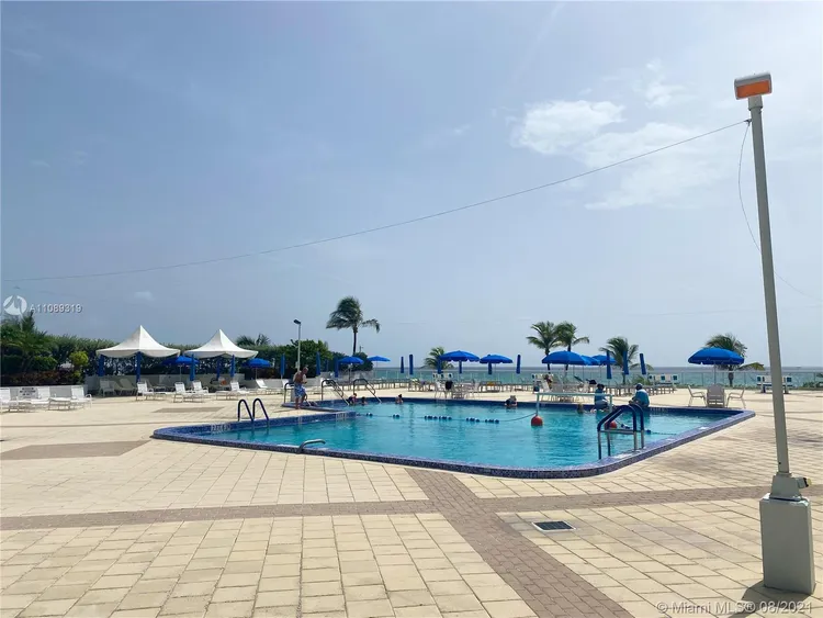 Parker Plaza Estates #903 image #25