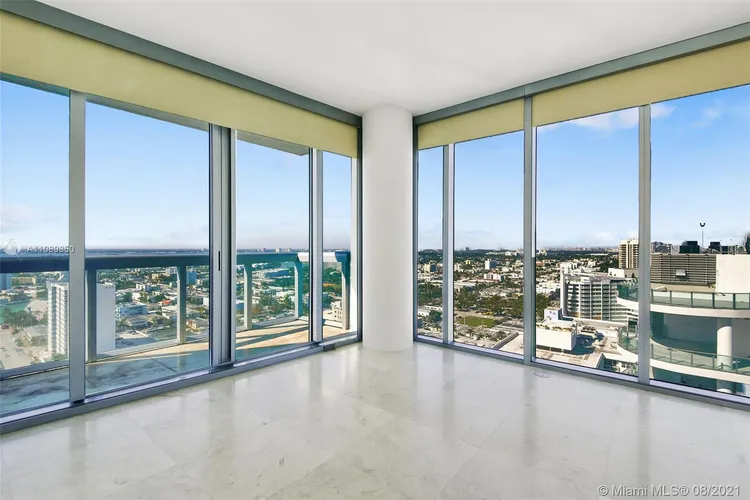 Carillon Condo North Tower #2404 image #14