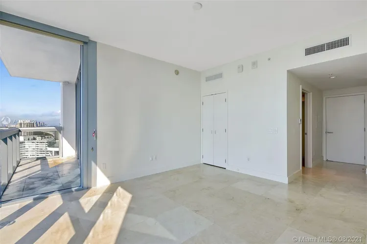 Carillon Condo North Tower #2404 image #18