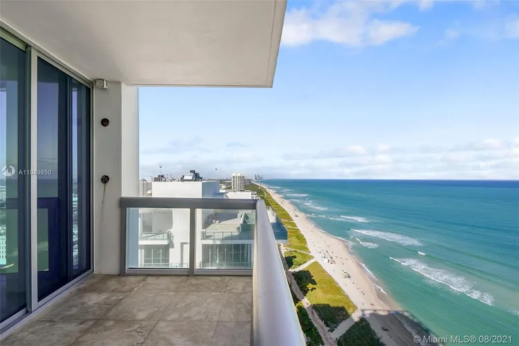 Carillon Condo North Tower #2404 image #20