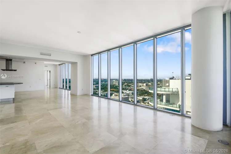 Carillon Condo North Tower #2404 image #9