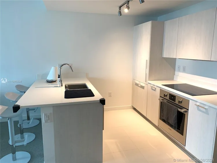 Paraiso Bayviews #3402 image #10