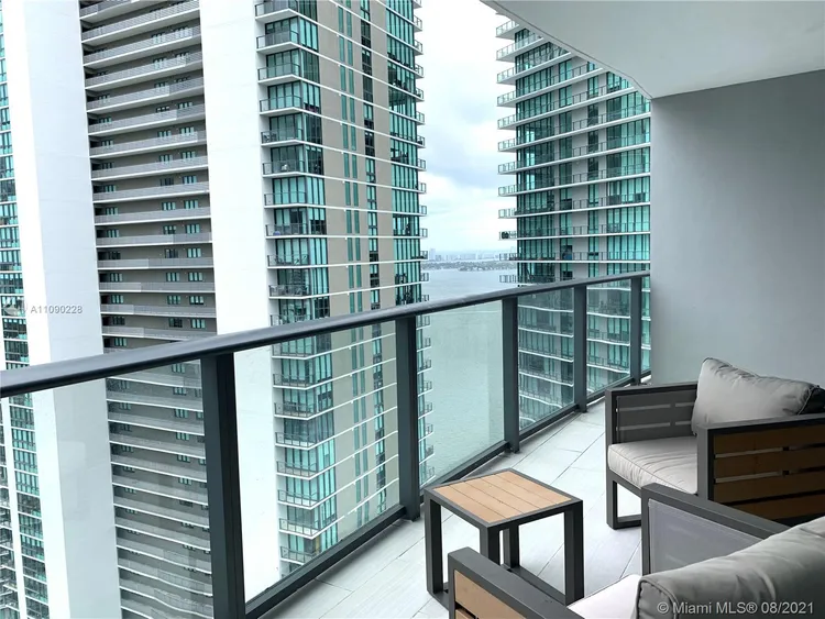 Paraiso Bayviews #3402 image #8