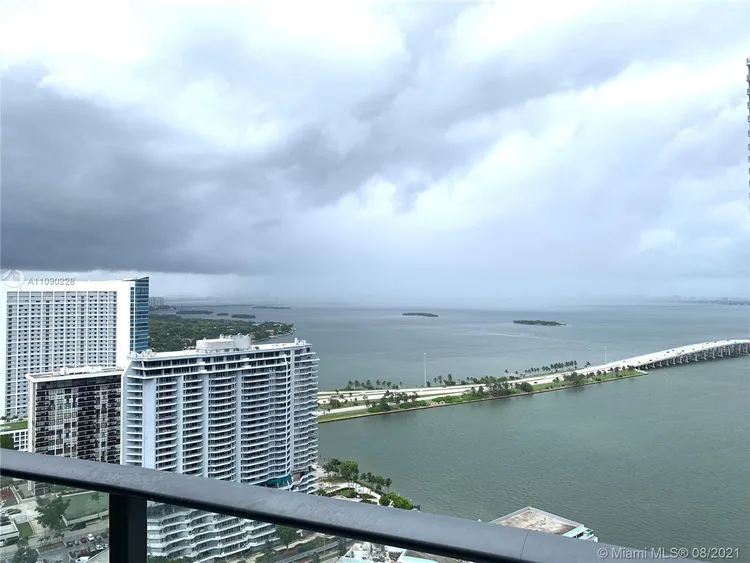 Paraiso Bayviews #3402 image #9