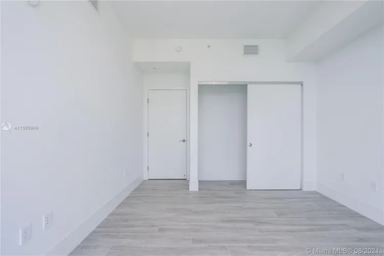 Elysee Miami #3702 image #29