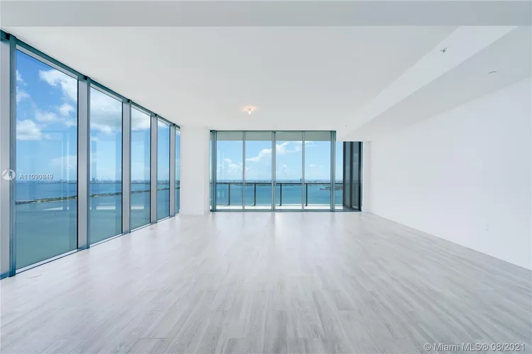 Elysee Miami #3702 image #6