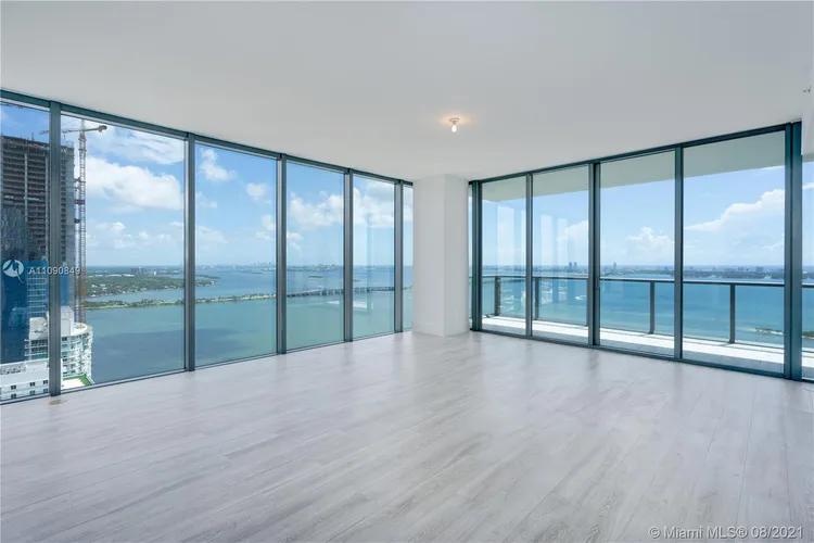 Elysee Miami #3702 image #9