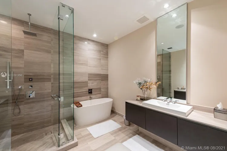 Echo Aventura #UPH11 image #12