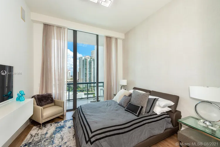 Echo Aventura #UPH11 image #14