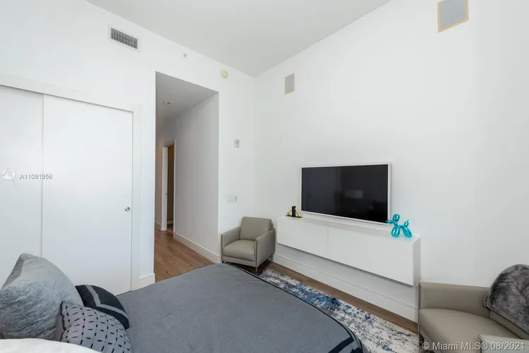 Echo Aventura #UPH11 image #15