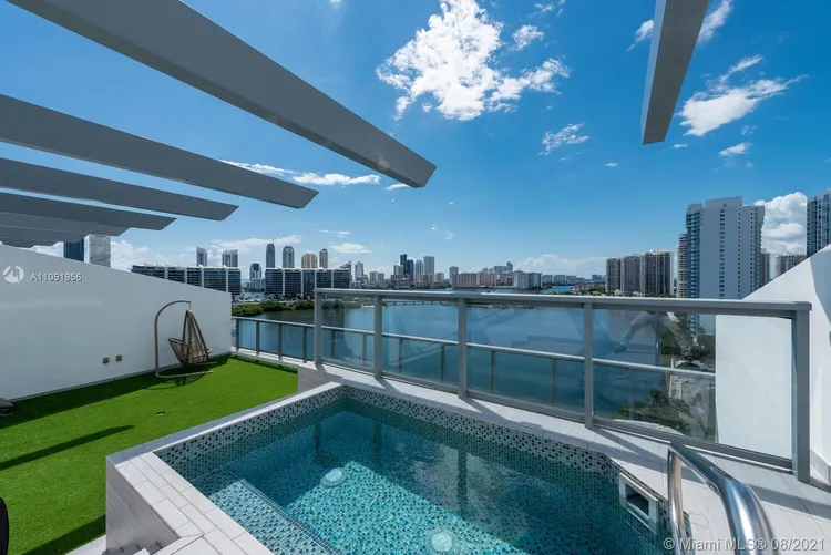 Echo Aventura #UPH11 image #22