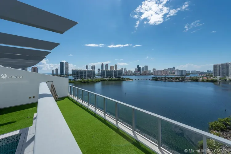 Echo Aventura #UPH11 image #23