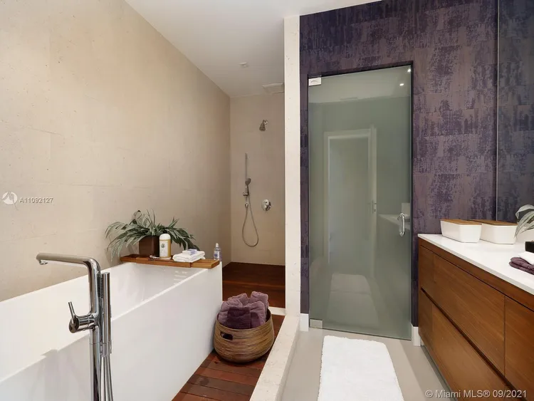 The Fairchild #502 image #15