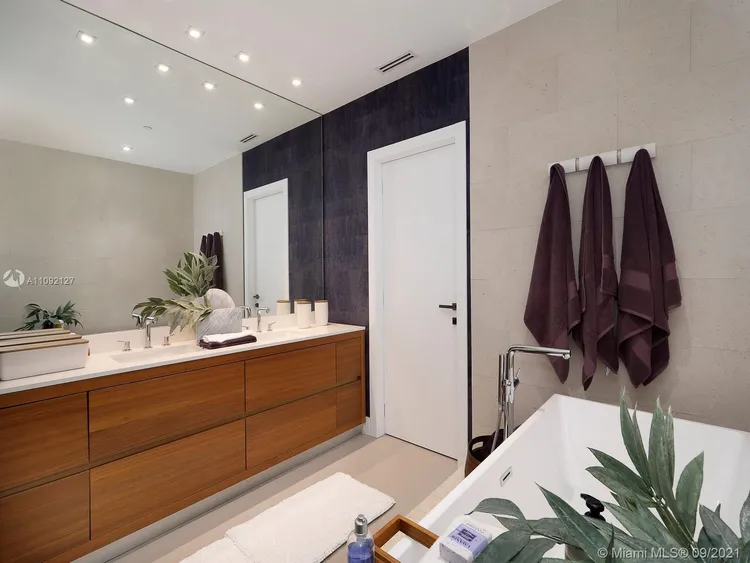 The Fairchild #502 image #16