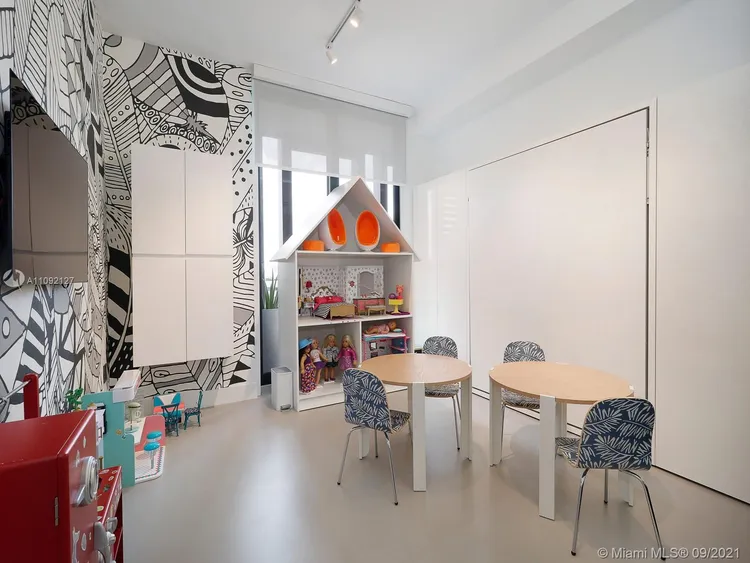 The Fairchild #502 image #20