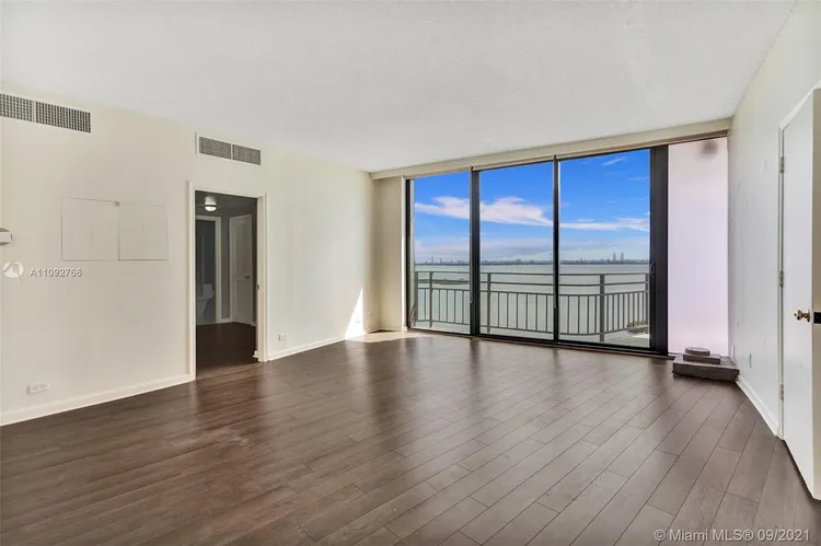 Palm Bay Towers #23N image #42