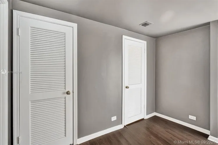 Palm Bay Towers #23N image #46