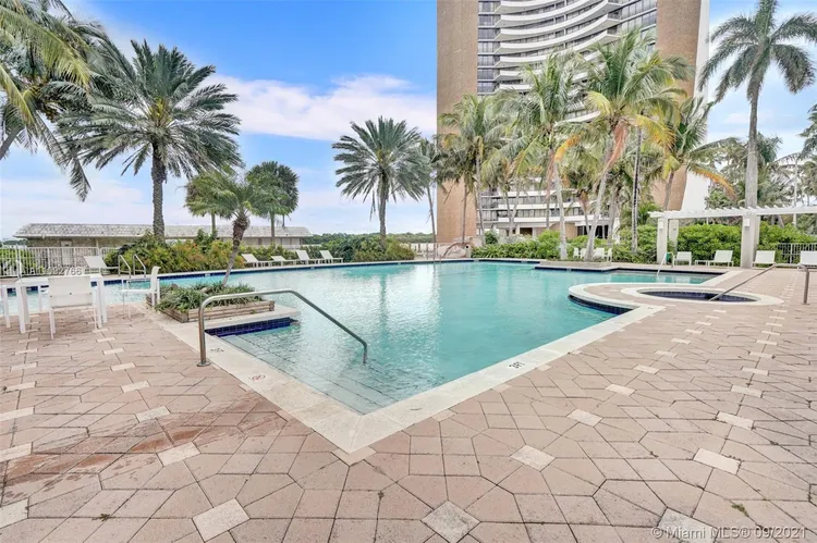 Palm Bay Towers #23N image #65