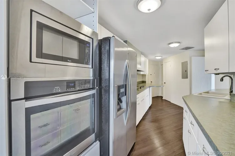 Palm Bay Towers #23N image #6