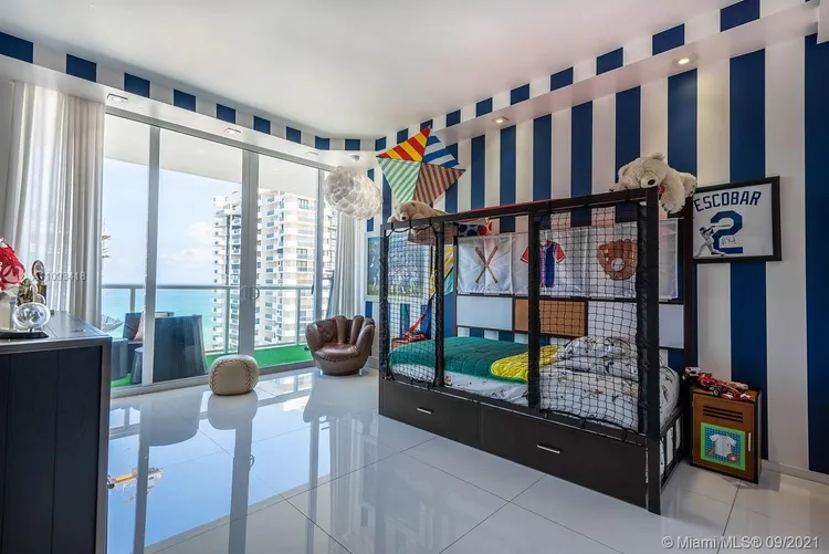 Royal Embassy #16-G-H image #6