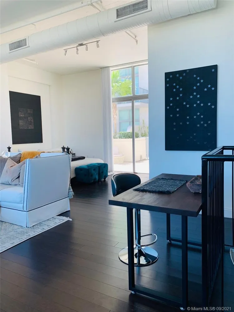 The Lofts at Hollywood Station #105 image #14