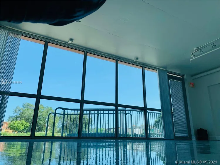 The Lofts at Hollywood Station #105 image #28