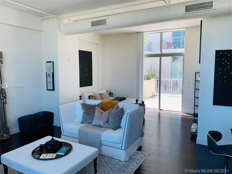 The Lofts at Hollywood Station #105 image #8