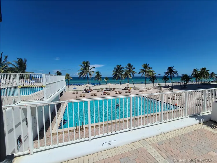 Valencia at Quadomain #503 image #11