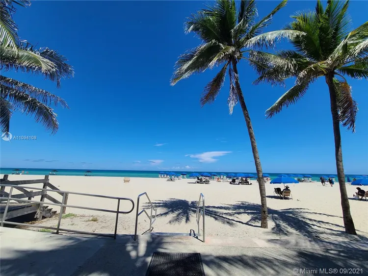 Valencia at Quadomain #503 image #18