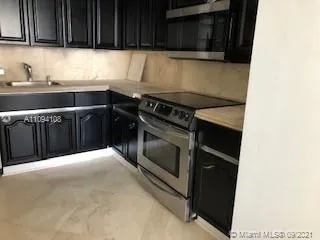 Valencia at Quadomain #503 image #22