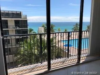 Valencia at Quadomain #503 image #23