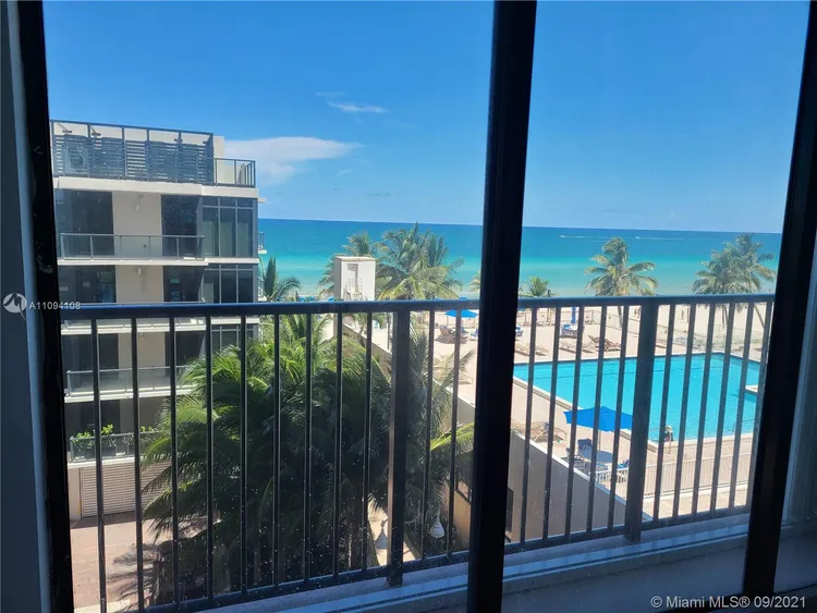 Valencia at Quadomain #503 image #6