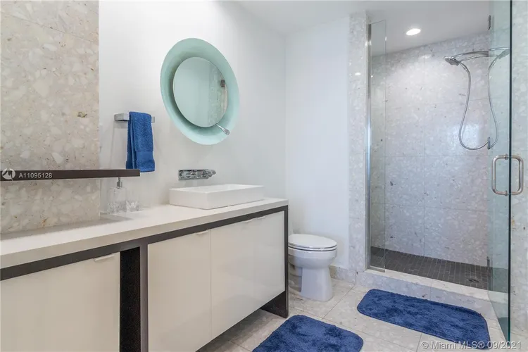 The Four Seasons Residences #45D image #18