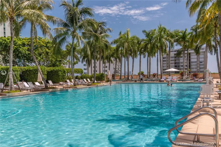 The Four Seasons Residences #45D image #27