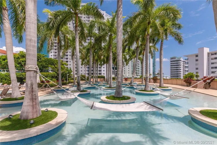 The Four Seasons Residences #45D image #29