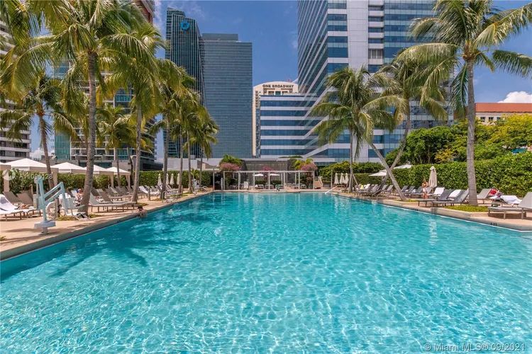 The Four Seasons Residences #45D image #31