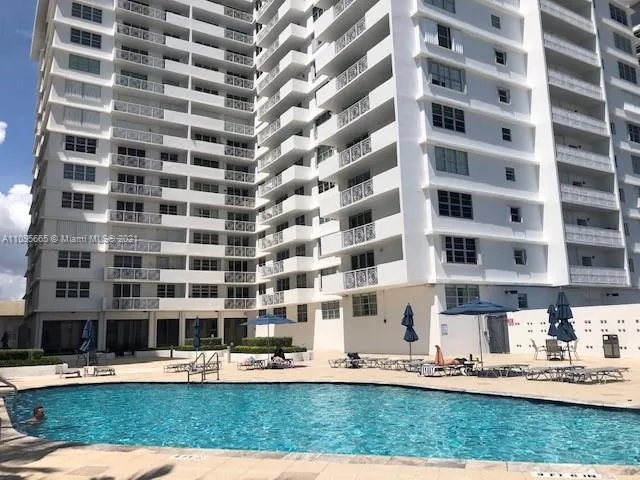 Corinthian Condo #4A image #21