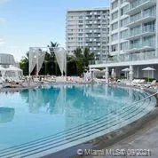 Mondrian #1003 image #12