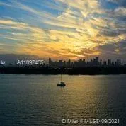 Mondrian #1003 image #16