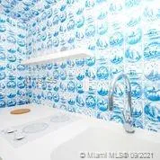 Mondrian #1003 image #18