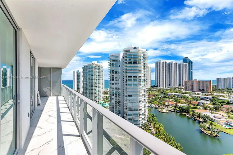 Parque Towers #5-1904 image #10