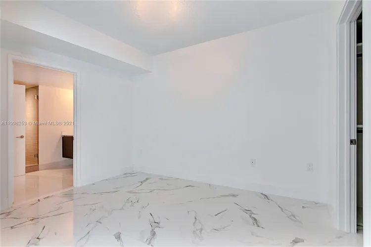 Parque Towers #5-1904 image #22