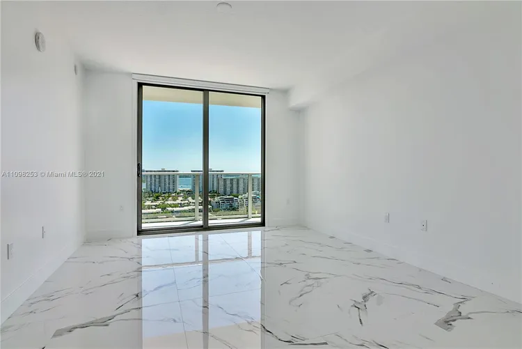 Parque Towers #5-1904 image #7