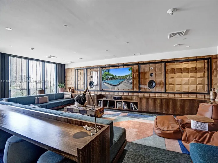 Hyde Midtown #2906 image #42