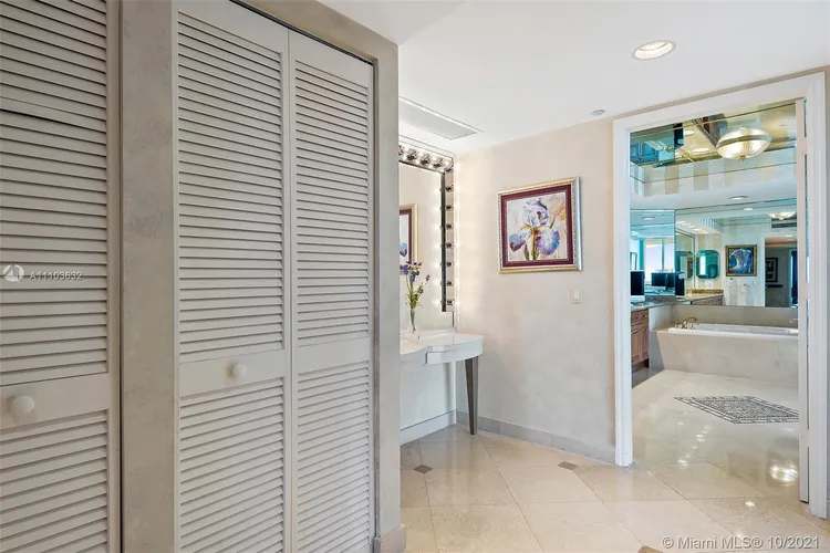 Oceania IV #PH46 image #17