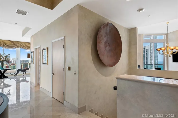 Oceania IV #PH46 image #9