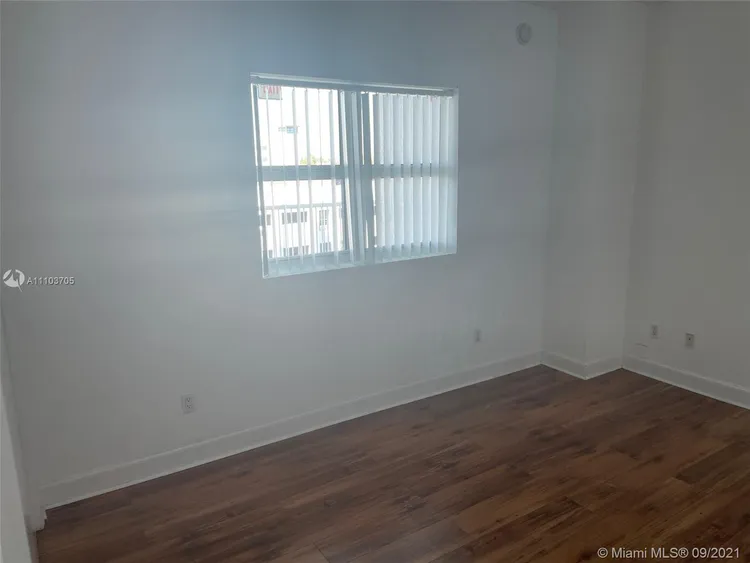 One Fifty One At Biscayne #704 image #10