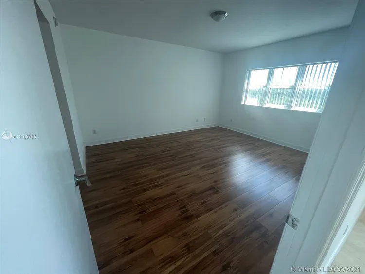 One Fifty One At Biscayne #704 image #11